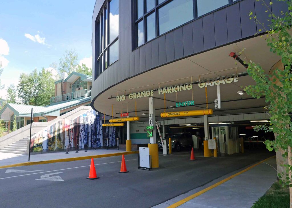 Rio Grande parking garage